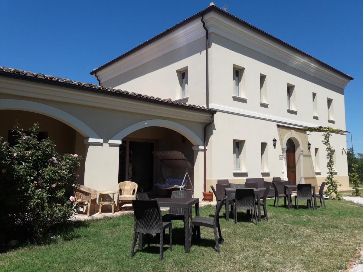 Villa Marietta Country House - Marche Montemaggiore al Metauro Zewnętrze zdjęcie