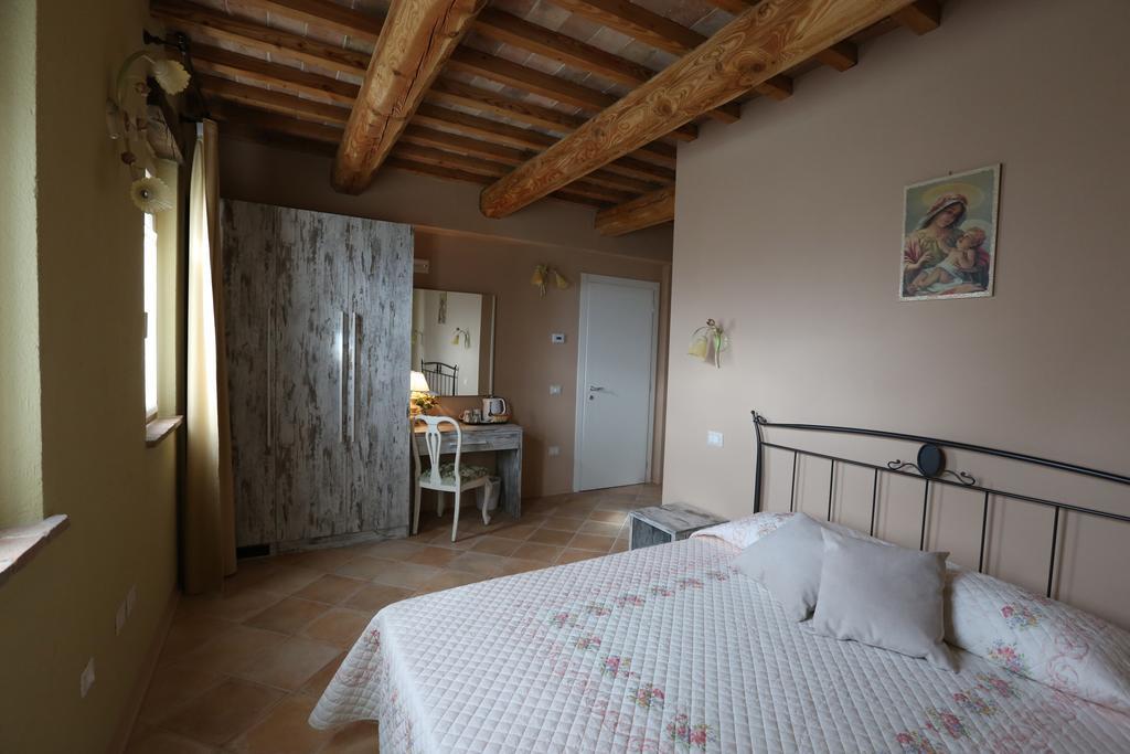 Villa Marietta Country House - Marche Montemaggiore al Metauro Pokój zdjęcie